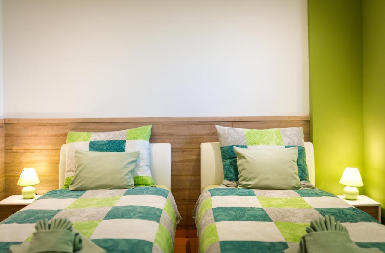 Guest House Slatki Snovi Knin Bagian luar foto