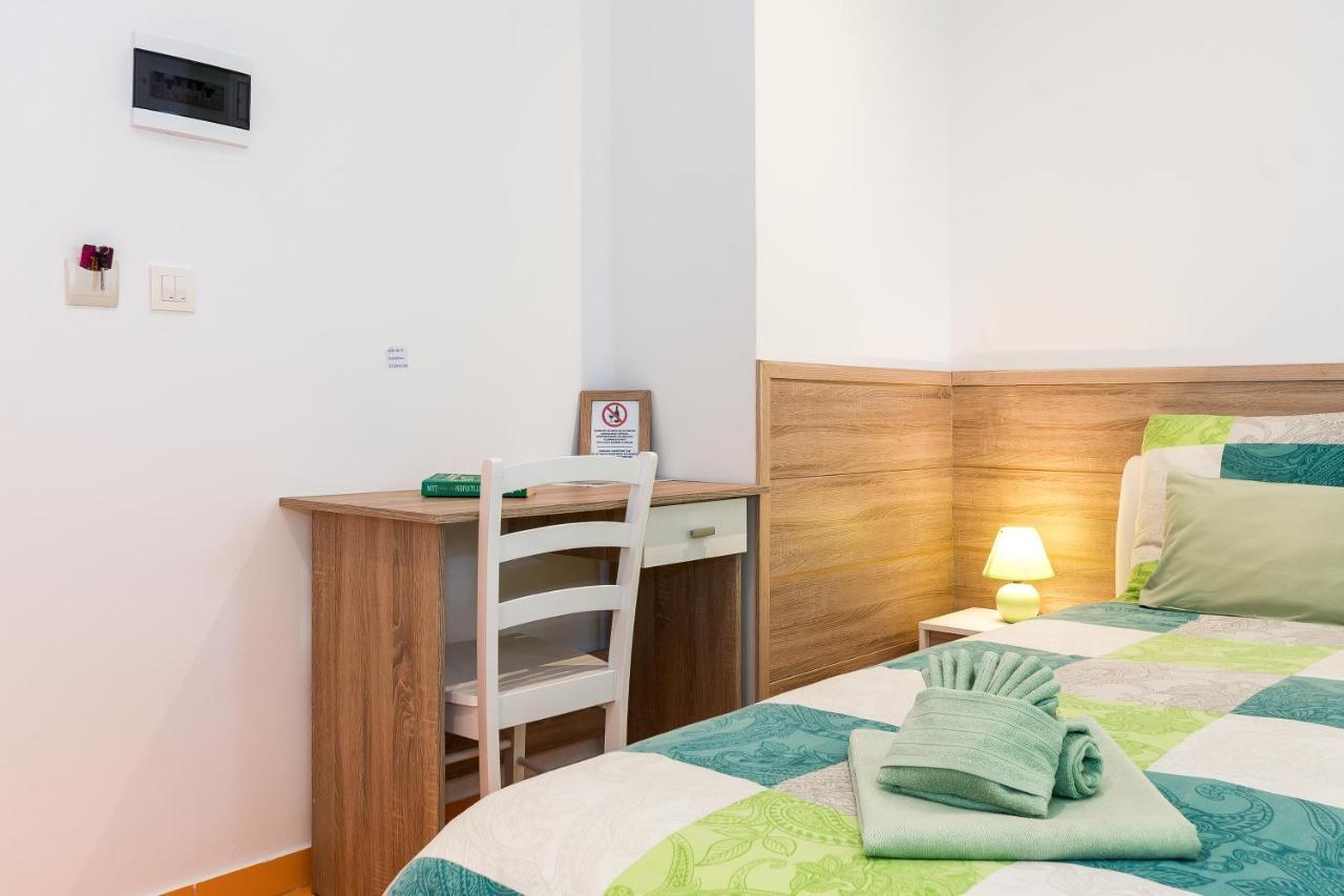 Guest House Slatki Snovi Knin Bagian luar foto