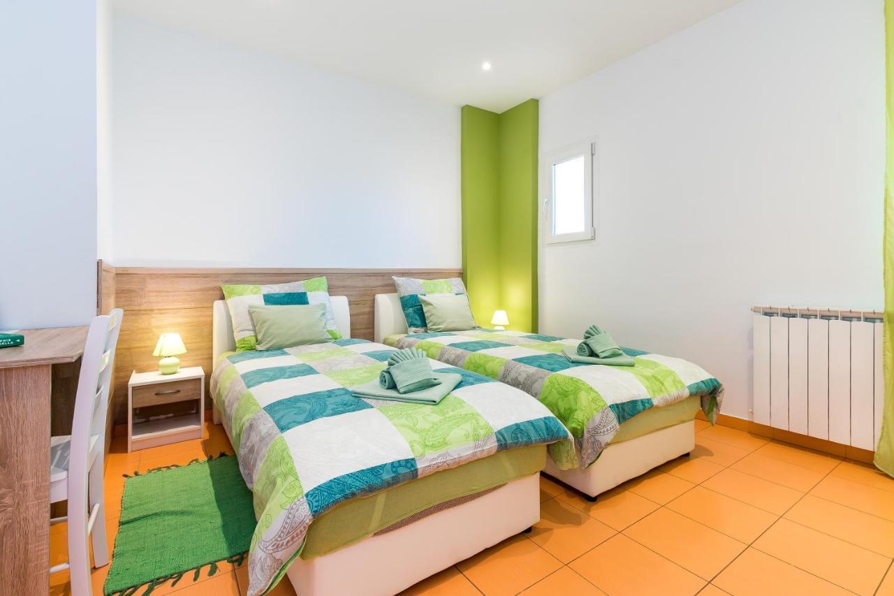 Guest House Slatki Snovi Knin Bagian luar foto