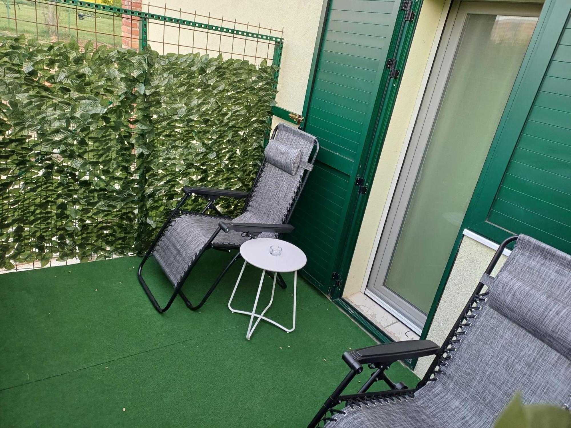 Guest House Slatki Snovi Knin Bagian luar foto
